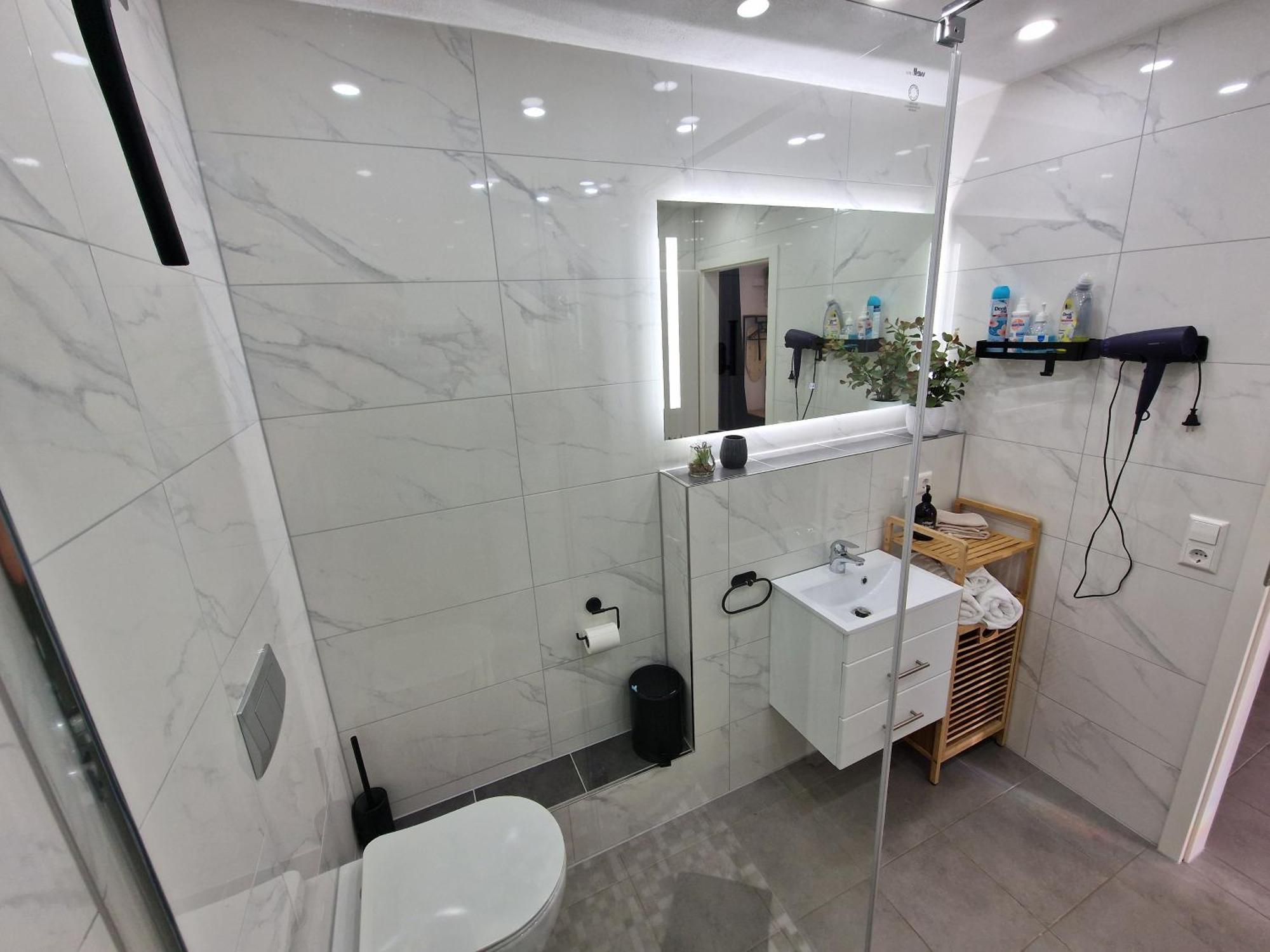 Sweet Retreat Apartment Lahr لار المظهر الخارجي الصورة